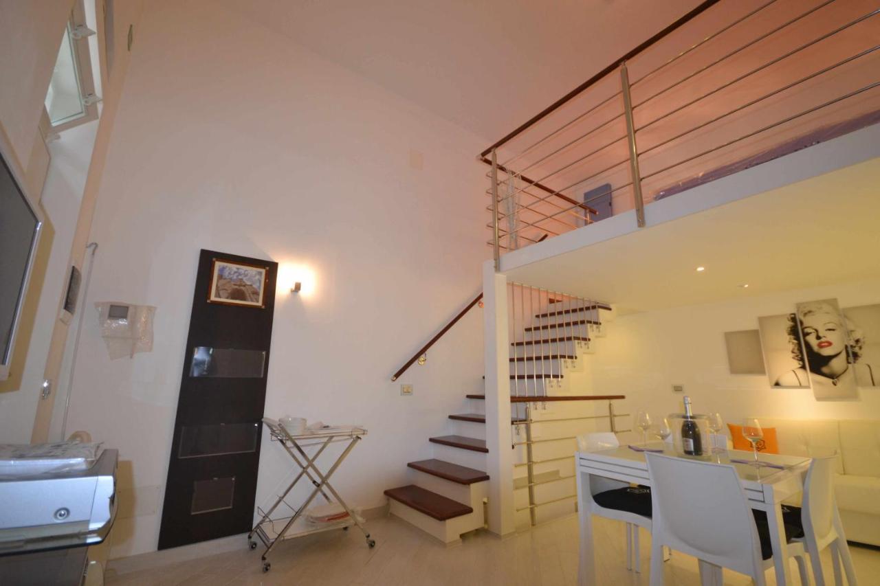 Bed and Breakfast Golden Bay Trani Zewnętrze zdjęcie